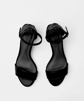 SANDÁLIA SALTO COURO CLÁSSICO TIRA ÚNICA - PRETO